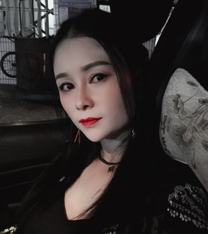 北辰黑丝少妇体验