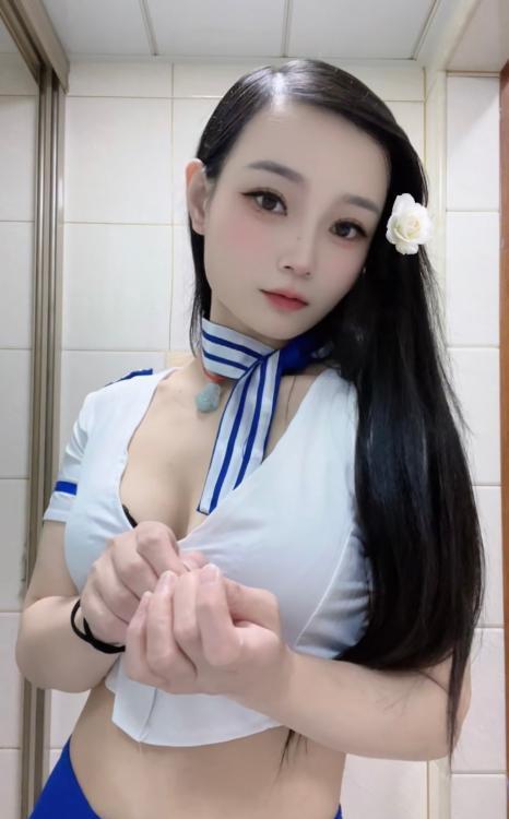 身材超好兼职小姐姐