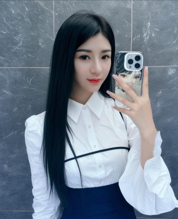 惠城瑜伽小表妹