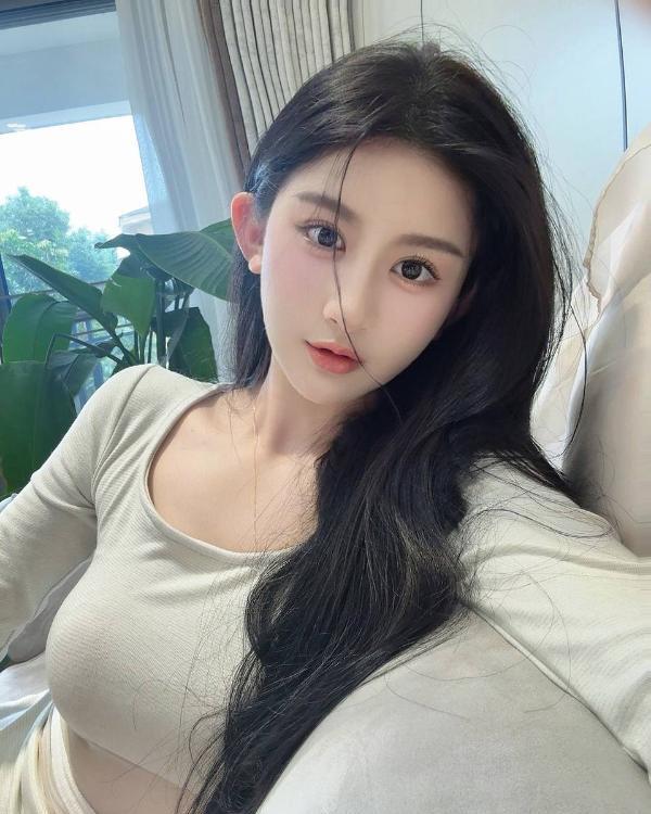 静安颜值瑜伽老师CC