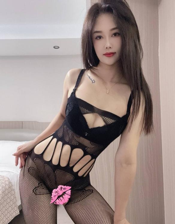 包河黑丝大长腿少妇