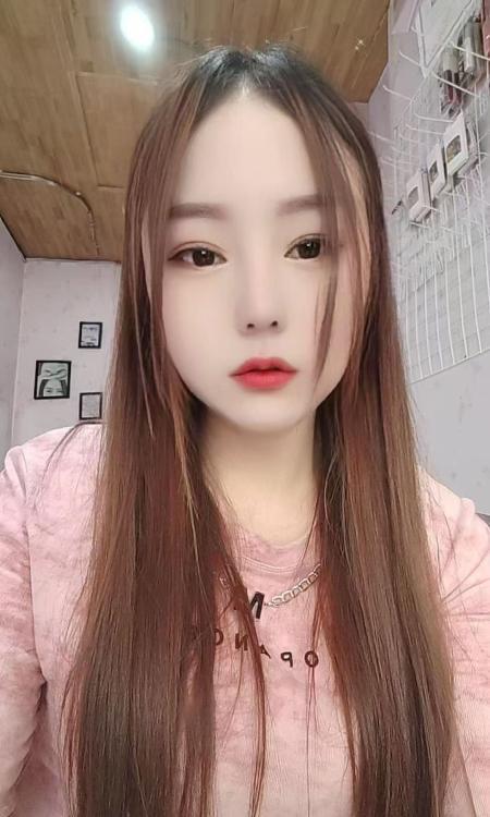 反食多次的潮喷妹