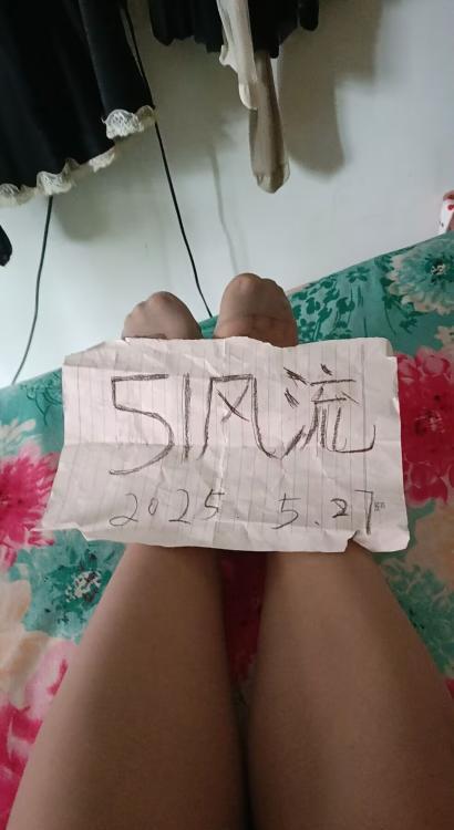 武昌秦园路雨荷