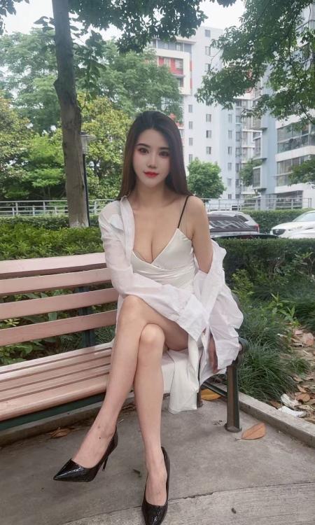 闵行好看小美女