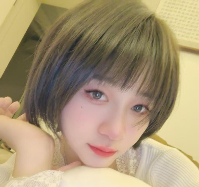 短发小少妇小慧