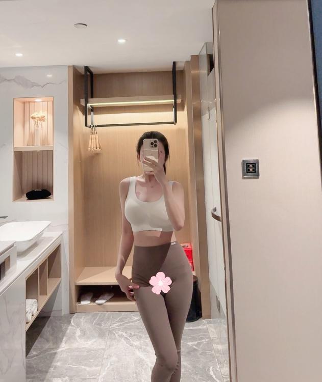 宝安年轻身材好小姐姐