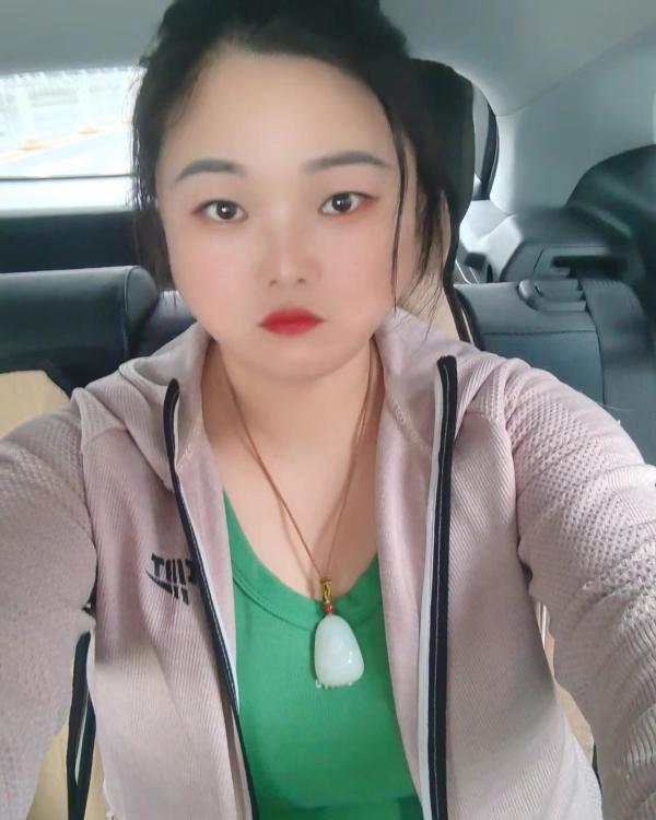 光谷性价比小姐姐