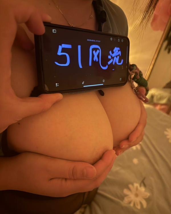 五和地铁站BBW水妹