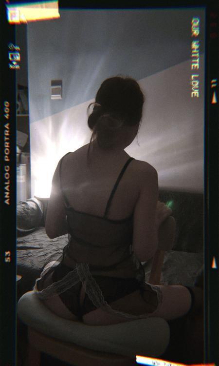 庐阳翘臀小嫩妹