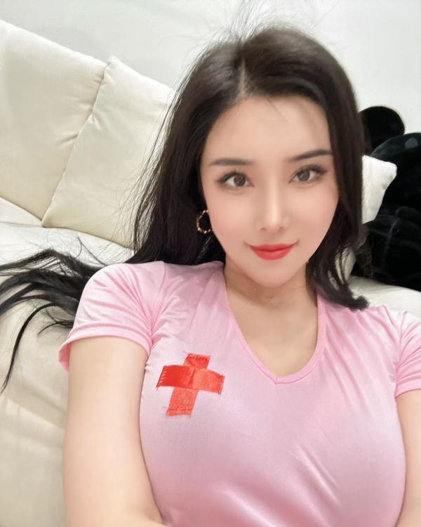 大长腿的高挑炮架子