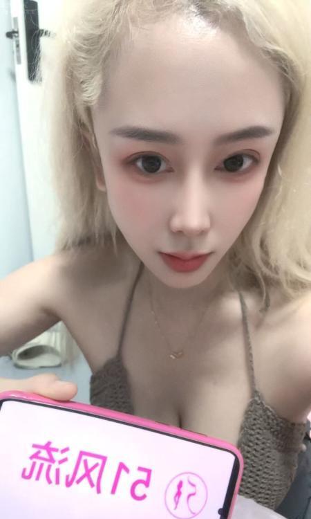 杭州拱墅大胸小姐姐