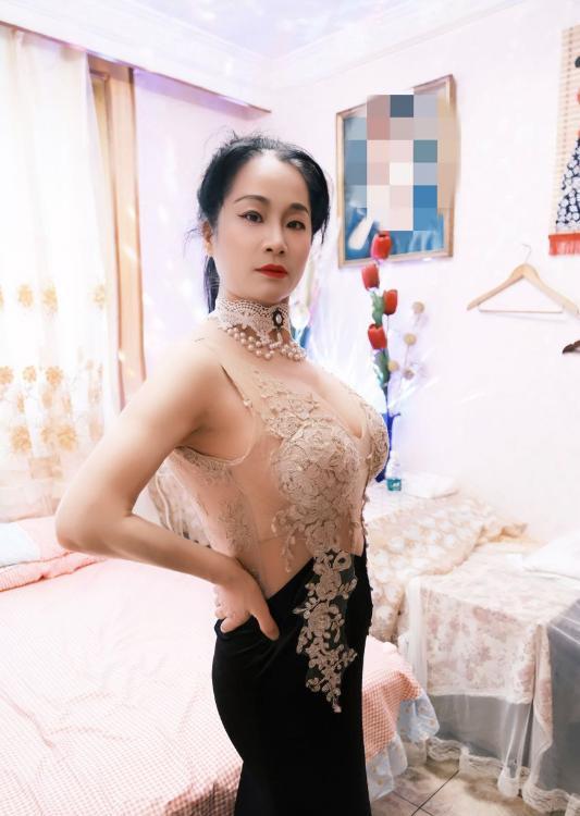 武侯大奶熟女阳光