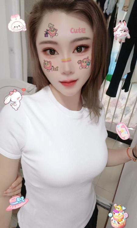 城关美少妇泡芙