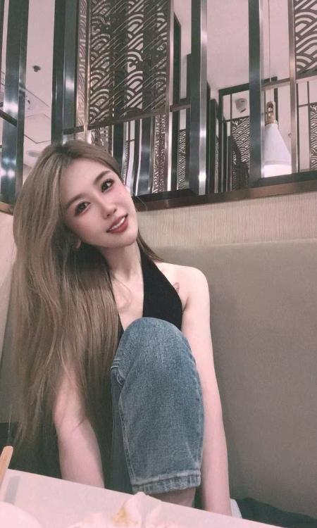 建邺长腿骚气姐姐