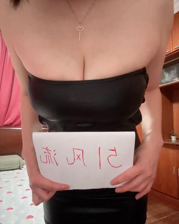 兰溪路可舌吻老师