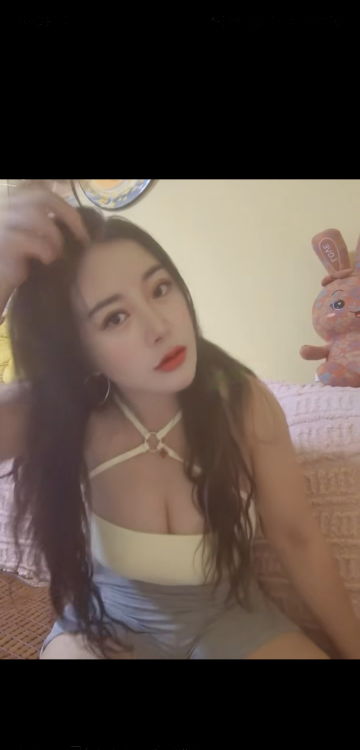 南山巨乳肥臀兔姐