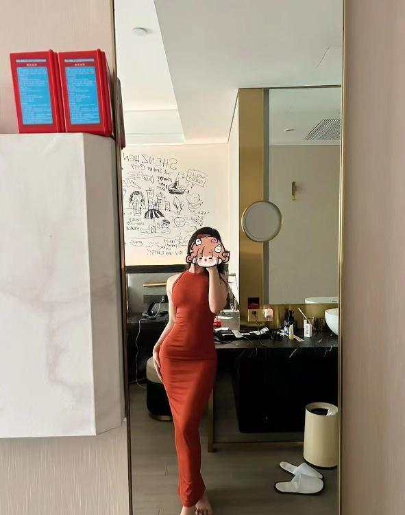 蜜桃臀性感馨馨