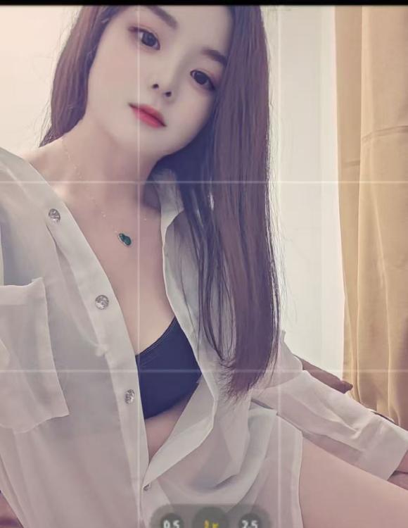 雨花白嫩小骚妇