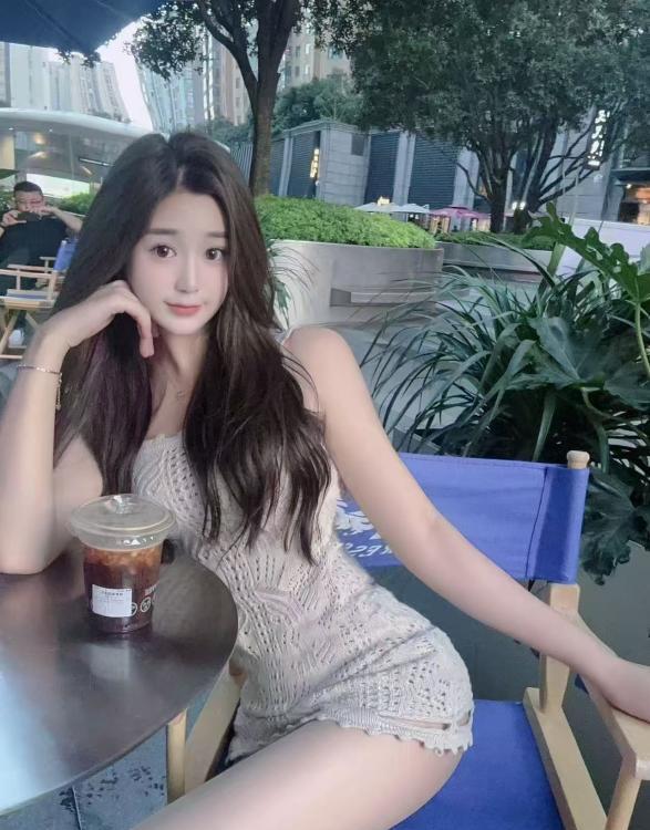 大长腿高颜值极品MM