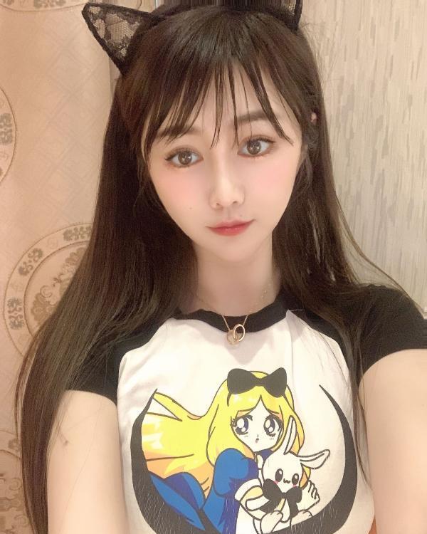 青春活力的小妹妹