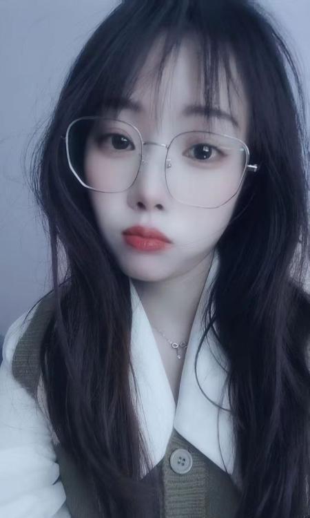 惠山区眼镜妹萌萌