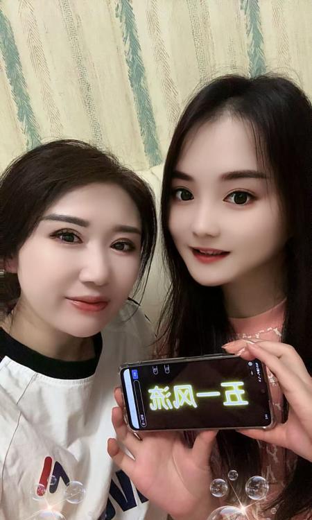 西湖双飞美娇娘