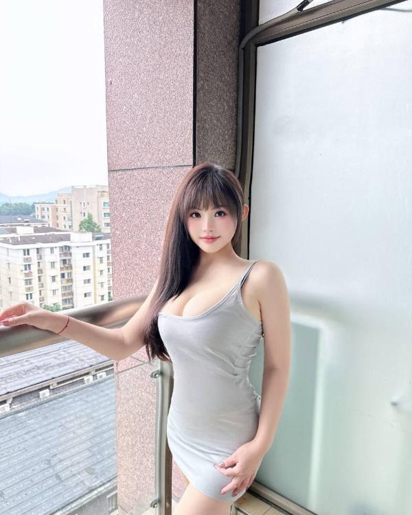 风骚大胸煊煊老师