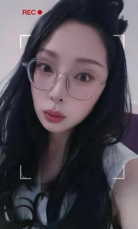 打卡三通少妇芯芯