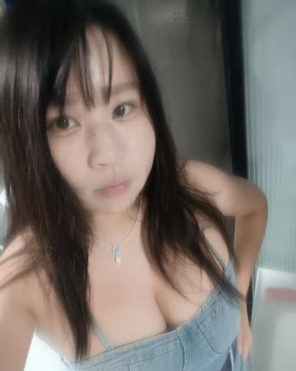 常府街大奶细腿