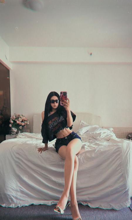 南山大屁股科技脸