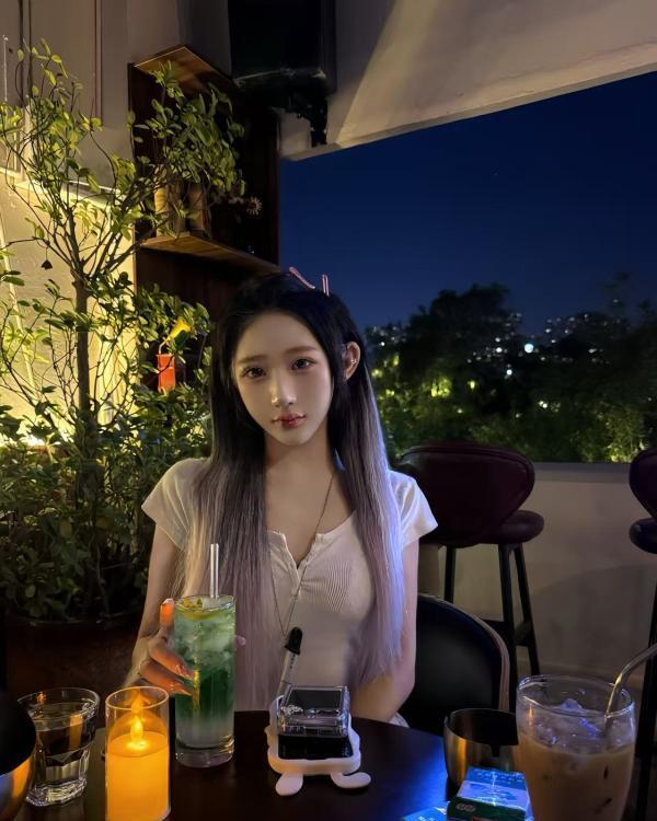 新区舌吻御姐布丁