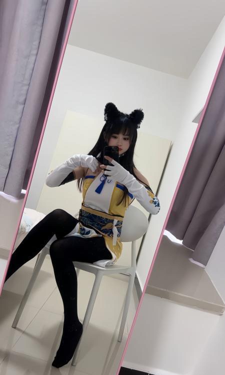 天河二次元COS甜甜