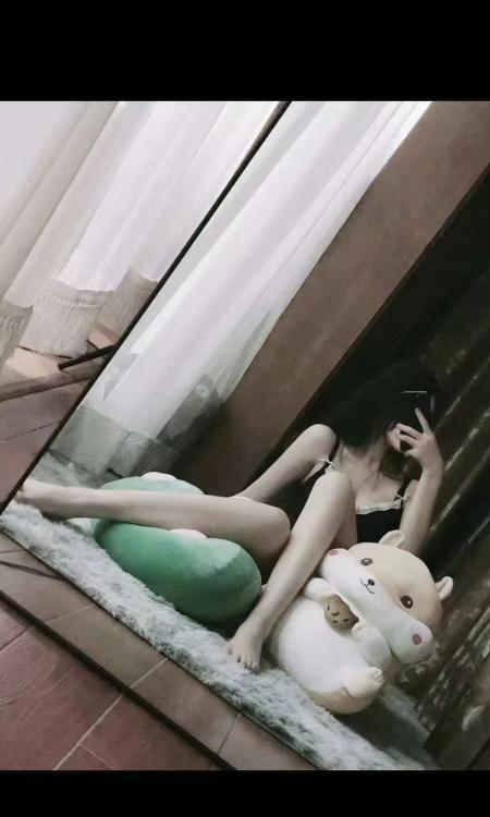 颜值美女小圣代