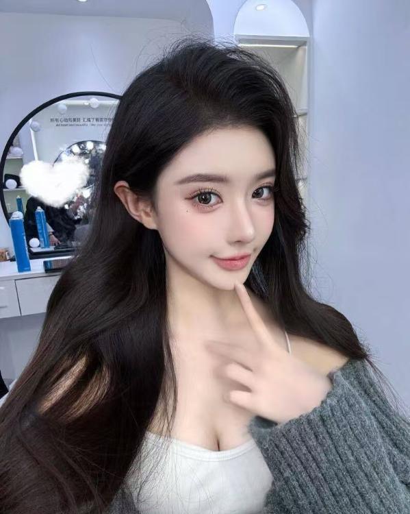 网红款高颜值小妹