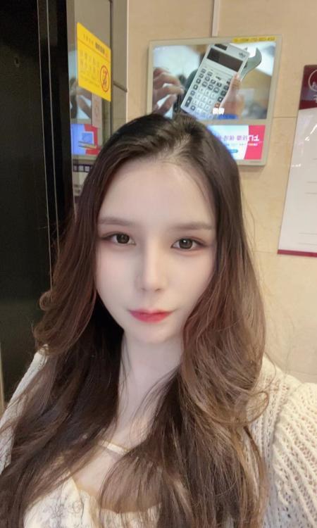 中俄混血哺乳期少妇