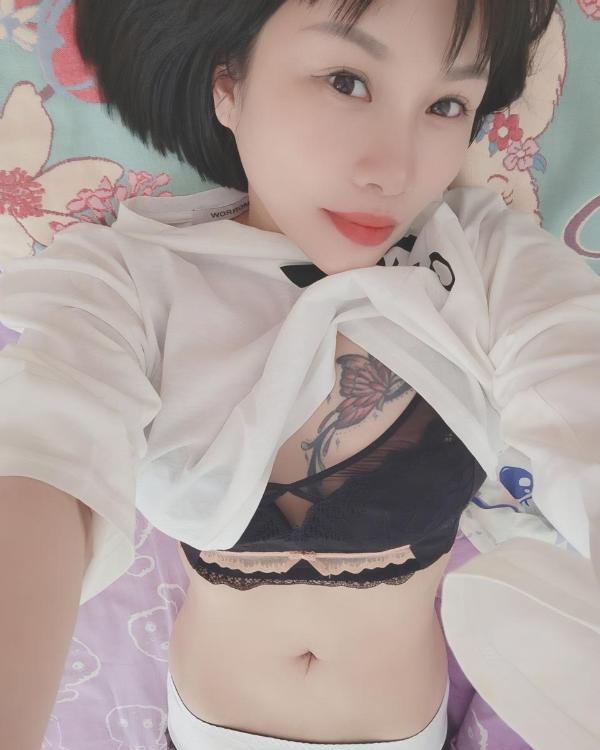 纹身短发御姐琳琳