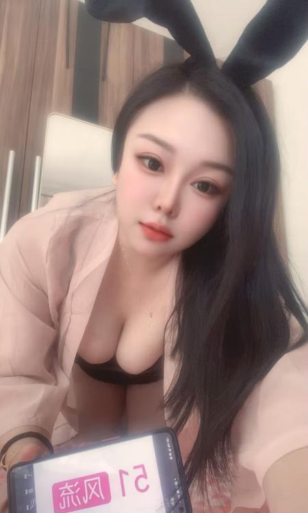 奉天贴心小女友