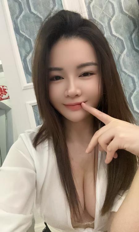 颜值不错的小姐姐