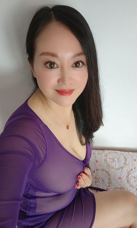 罗湖口岸小骚货少妇