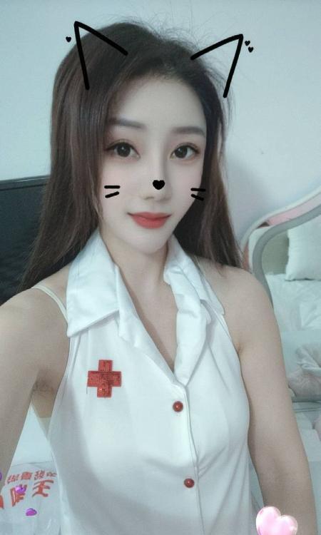 拱野黑丝性感瑶瑶