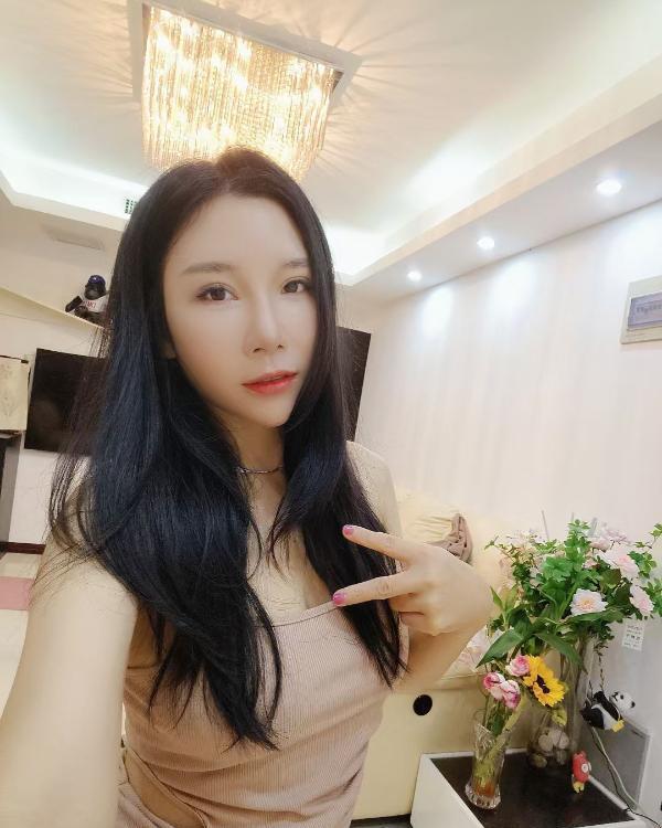 城西银泰温柔小蜜蜂