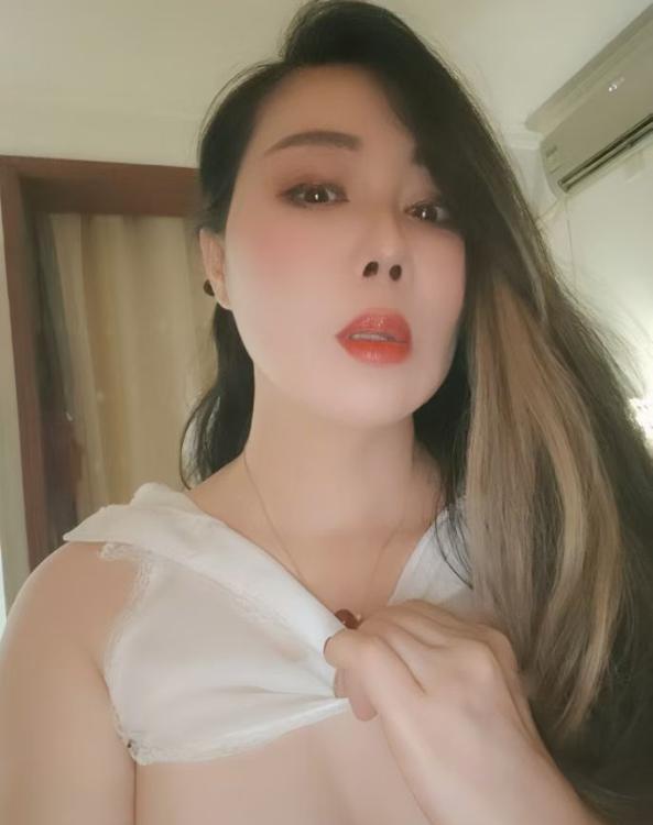 风骚角色扮演妈妈